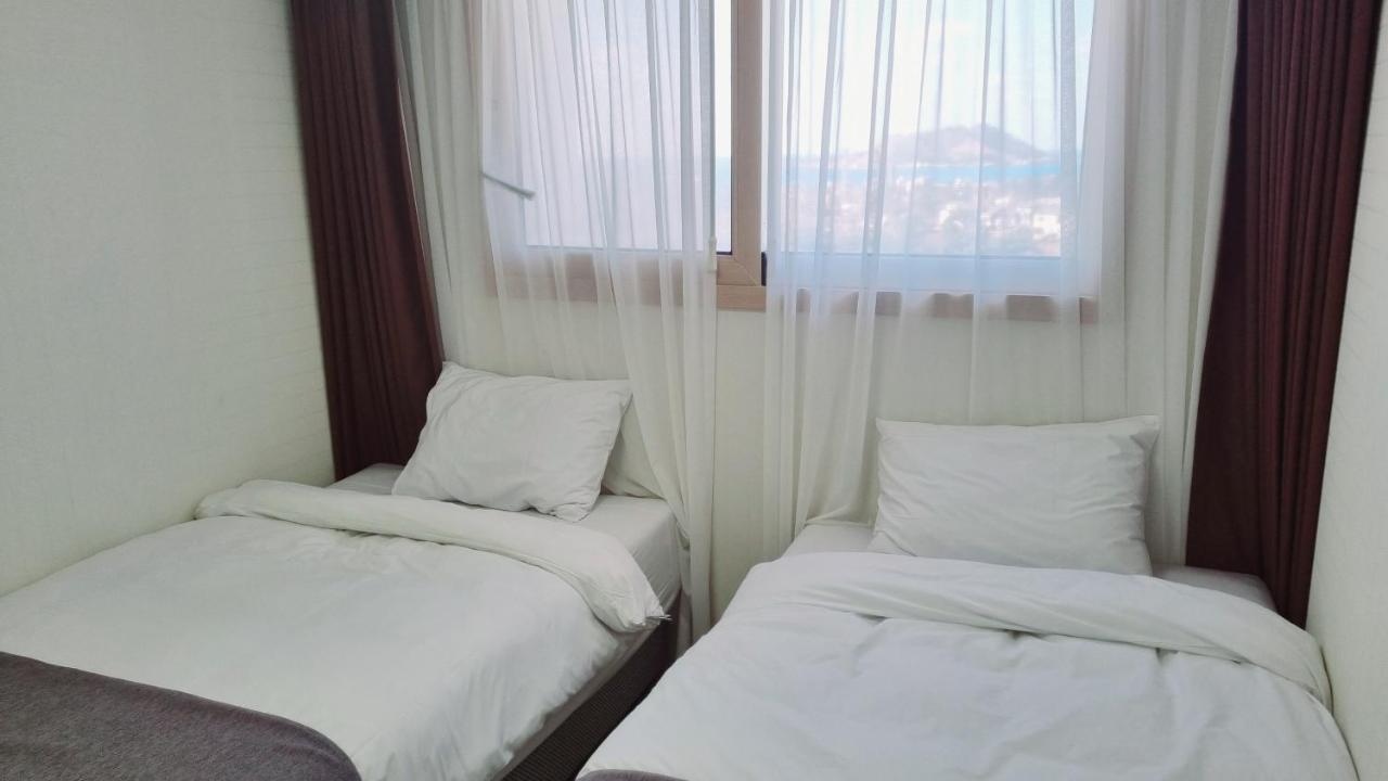 Hi Jeju Hotel Экстерьер фото